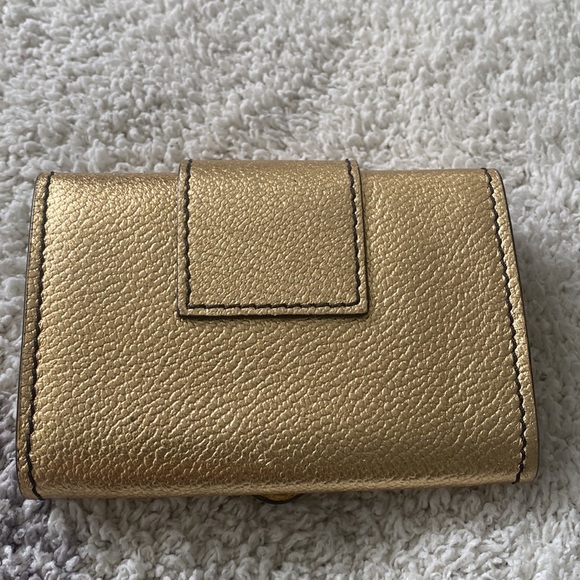 Burberry Gold compact wallet - Picture 3 of 11